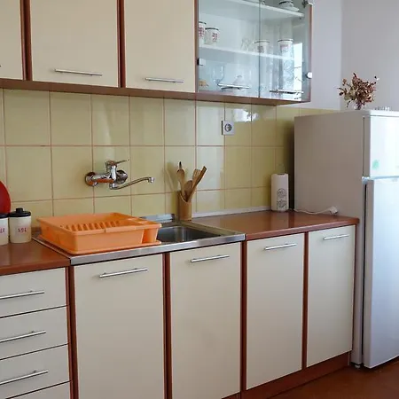Apartments Ema *